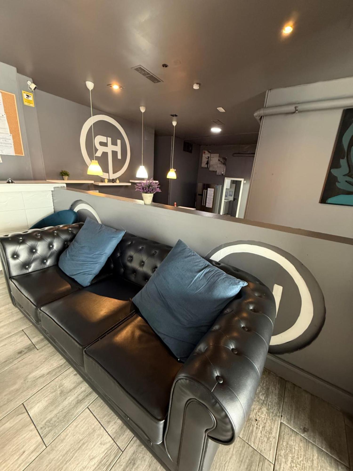 Rio Hostel Madrid Eksteriør billede