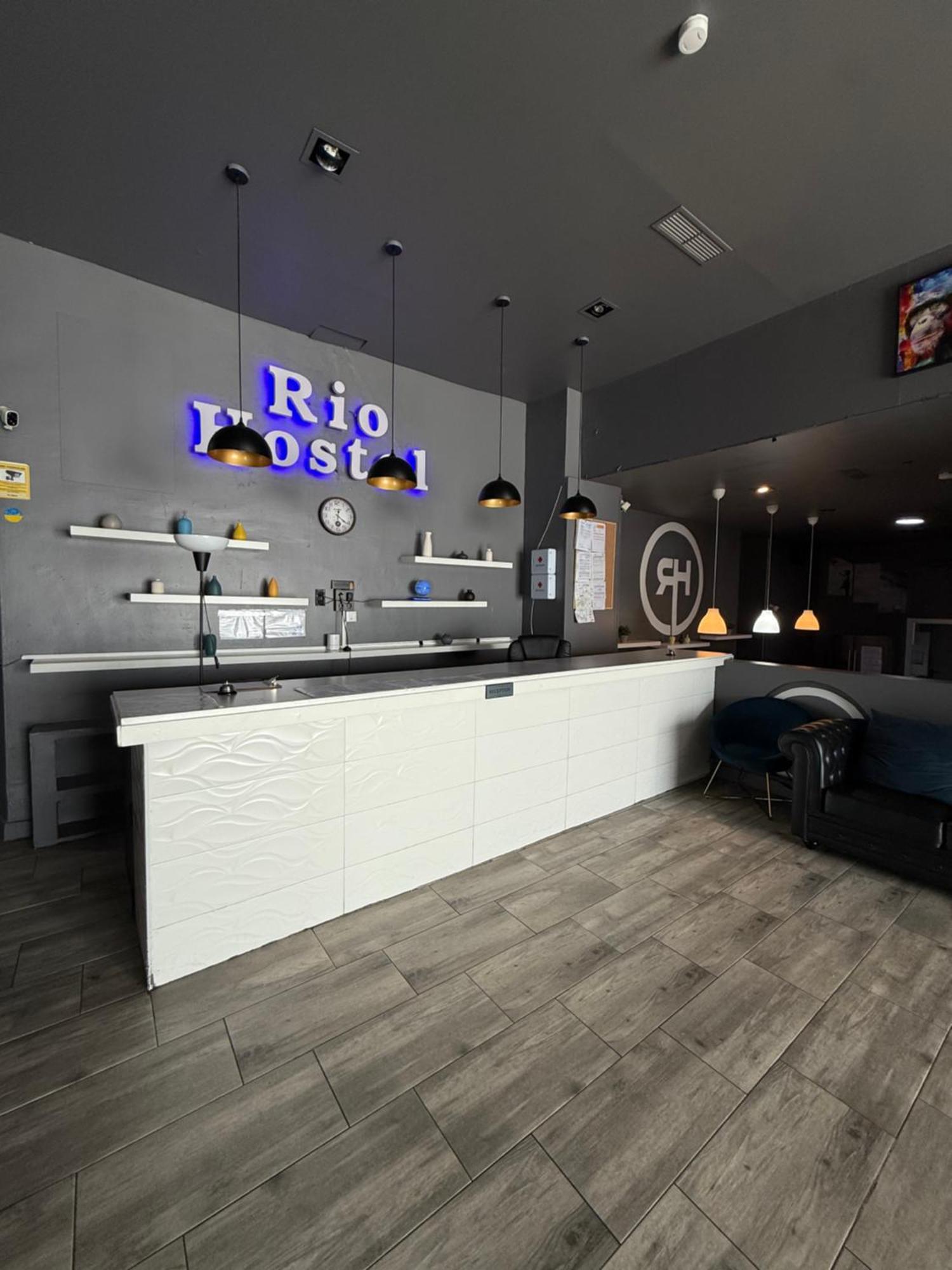 Rio Hostel Madrid Eksteriør billede